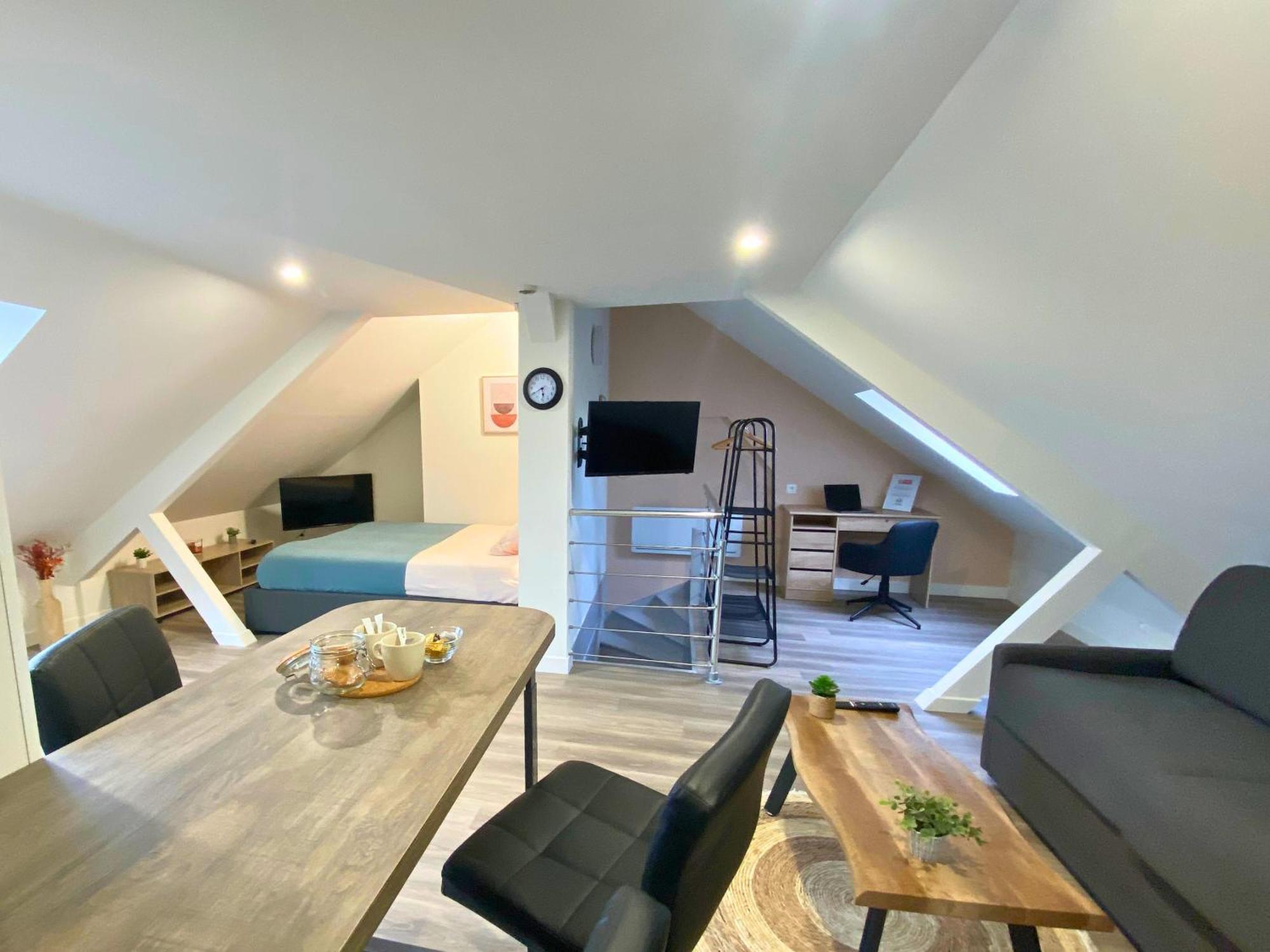 Studio Spacieux Et Elegant Au Coeur De Bourbourg - Gare A Proximite מראה חיצוני תמונה